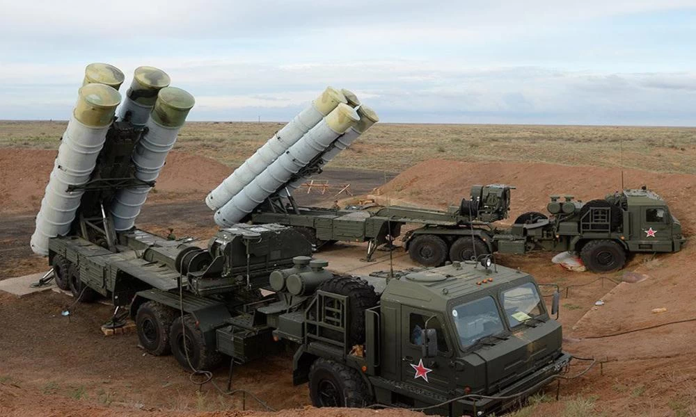 Ειδικός για S-400: "Δεν μπορούν να χτυπήσουν ρωσικά μαχητικά αεροσκάφη"